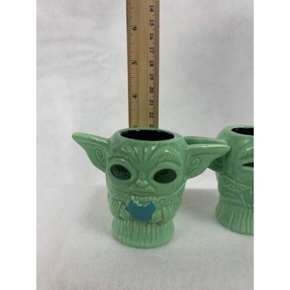 Star Wars Mandalorian Geeki Tikis the Child Grogu 2.5oz Mini Muglets - Picture 7 of 8